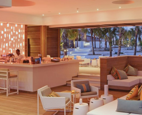 Long Beach Cocktail Lounge