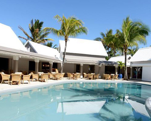 Tropical Attitude Hotel Pool