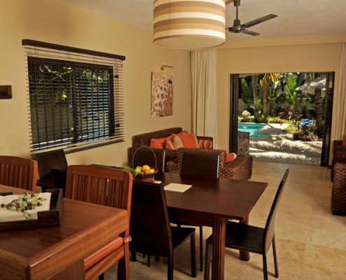 Villa Vakoa Dining Room Villa Vakoa Dining Room